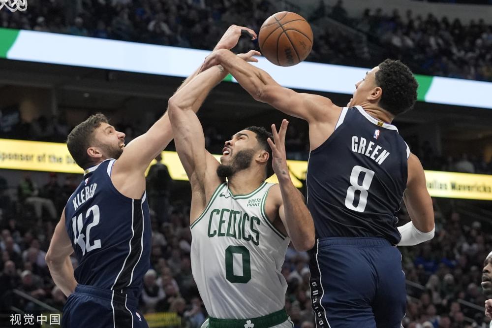 雅克松在接 雅克松在接